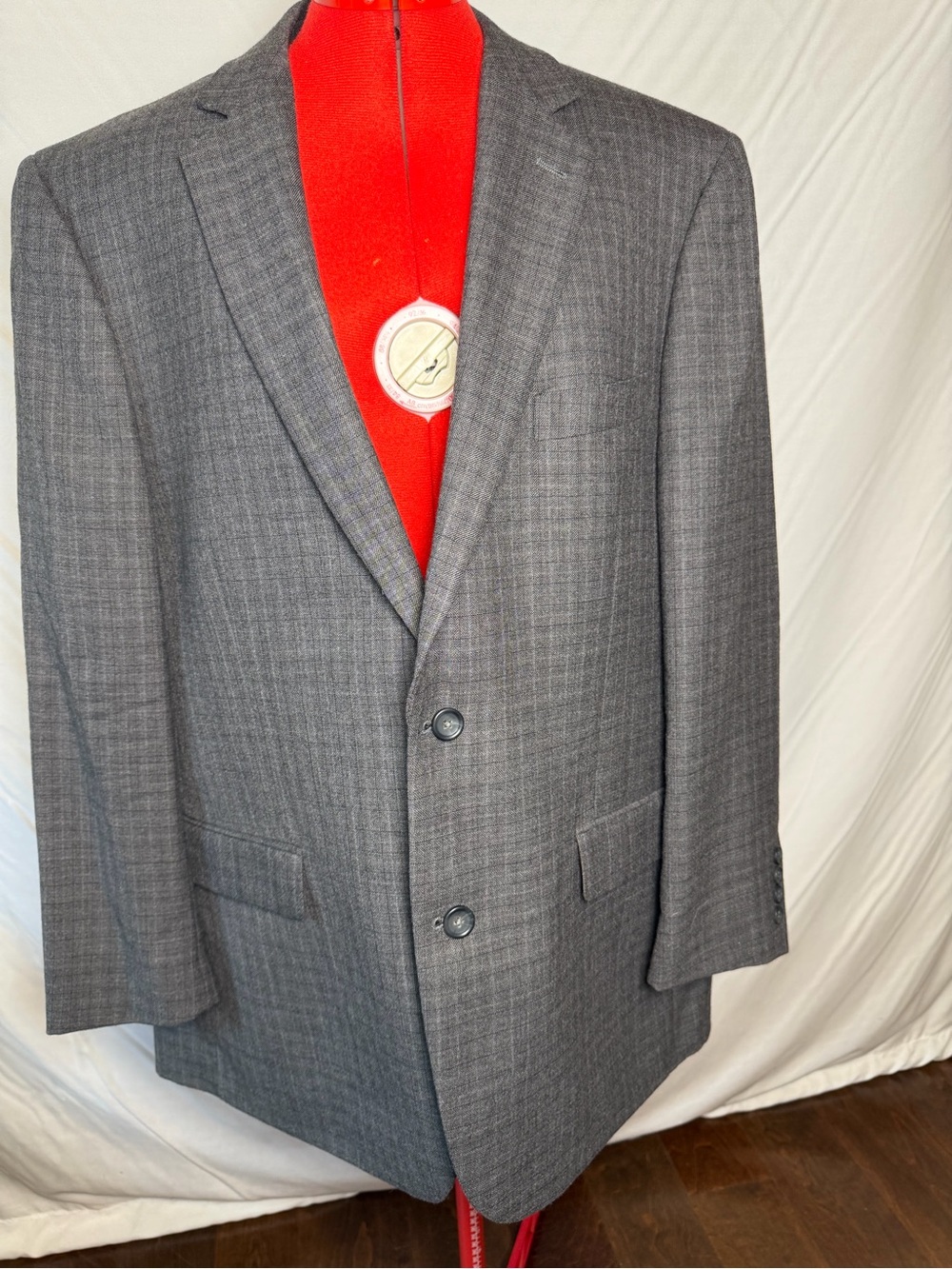 Joseph & Feiss Gold Gray Plaid Two-Button Sport Coat…44R